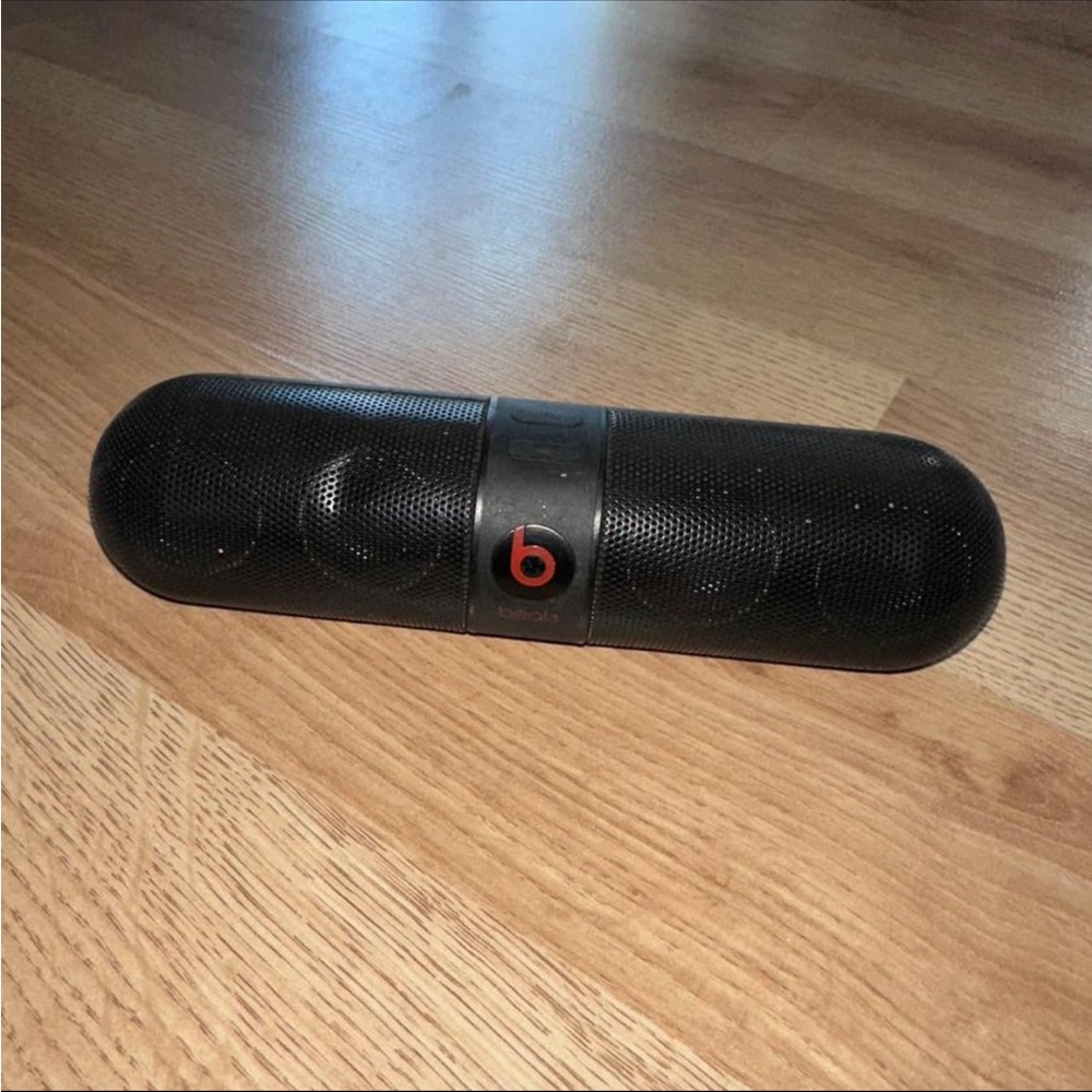 Beats Pill Speaker
